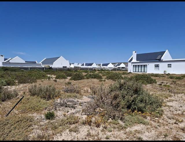 LAND FOR SALE IN BRITANNIA BAY